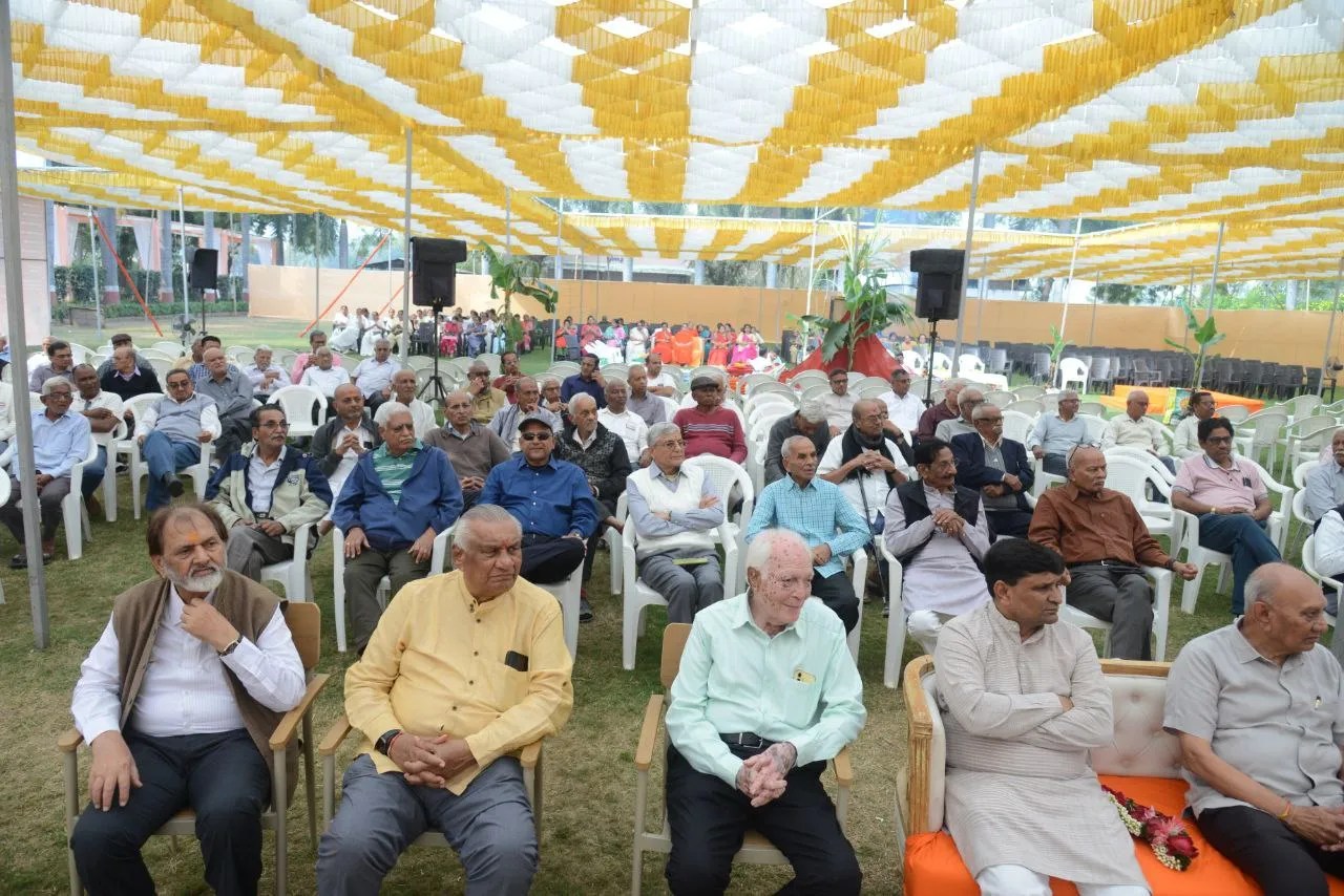 धर्मज में जलाराम तीर्थ मंदिर के दशाब्दि महोत्सव पर संत संगम