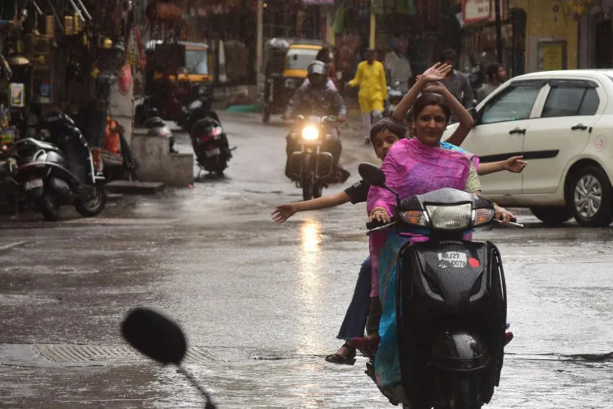 Weather Alert: IMD Issues Major Rain Warning as Conditions May Change Anytime, Exercise Caution