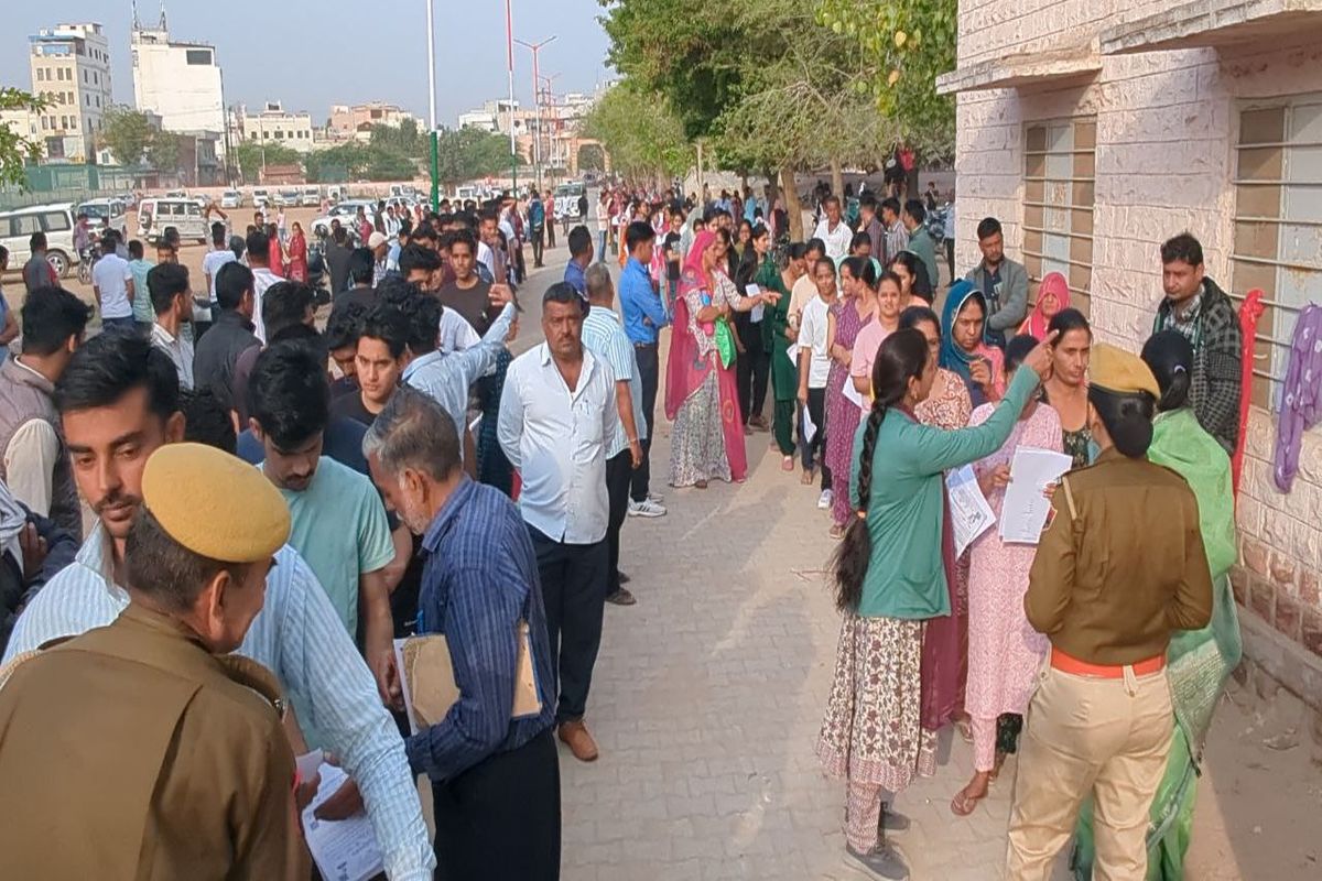 REET Mains Exam: पहले दिन 2.41 लाख अभ्यर्थी देंगे शिक्षक भर्ती परीक्षा, जानें जरूरी बातें और कब जारी होगा परिणाम ?