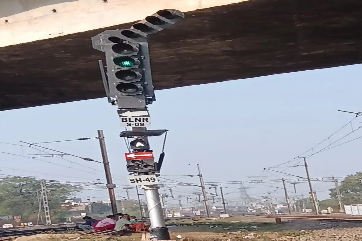 सिथौली-बिरलानगर के बीच अब एक ही ट्रैक पर एक साथ दौड़ सकेंगी 4 से 5 ट्रेनें, यात्रियों के समय की होगी बचत