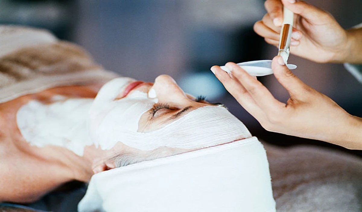 Salicylic Acid: Skincare पर हज़ारों का खर्च क्यों, घर पर बनाएं Salicylic Acid, पाएं बेदाग और Glowing Skin