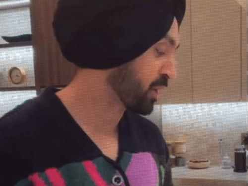 दिलजीत के पास बॉर्डर फिल्म देखने के पैसे नहीं थे:VCR पर देखनी पड़ी, अब बॉर्डर-2 में रोल मिला, सेखों का नाम सुनते ही हां कहा