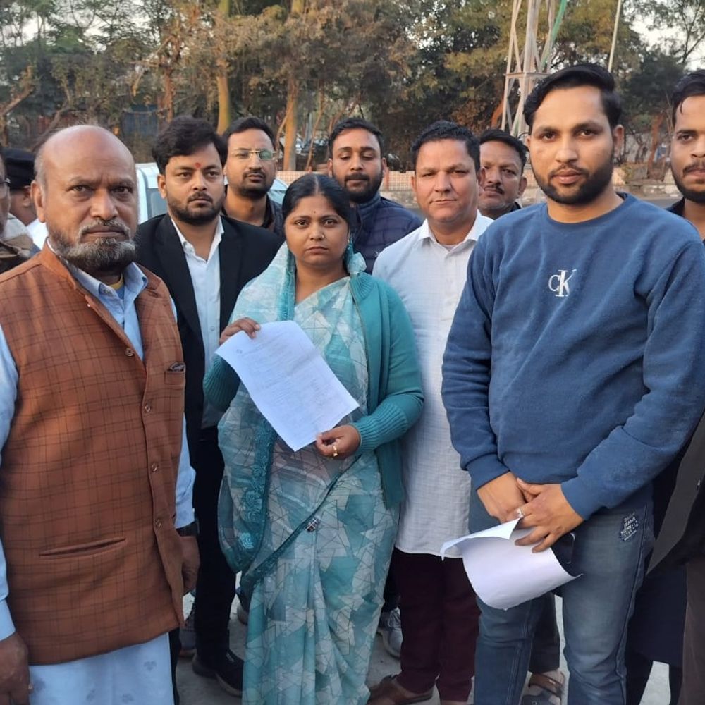 ड्राफ्ट सूची में नाम, फिर भी भर दिए फॉर्म 7:लोगों ने आरोप लगाया-सालों से वोट दे रहे, एसआईआर करवाया, एक ही बीएलओ के नाम से भरे 65 फॉर्म