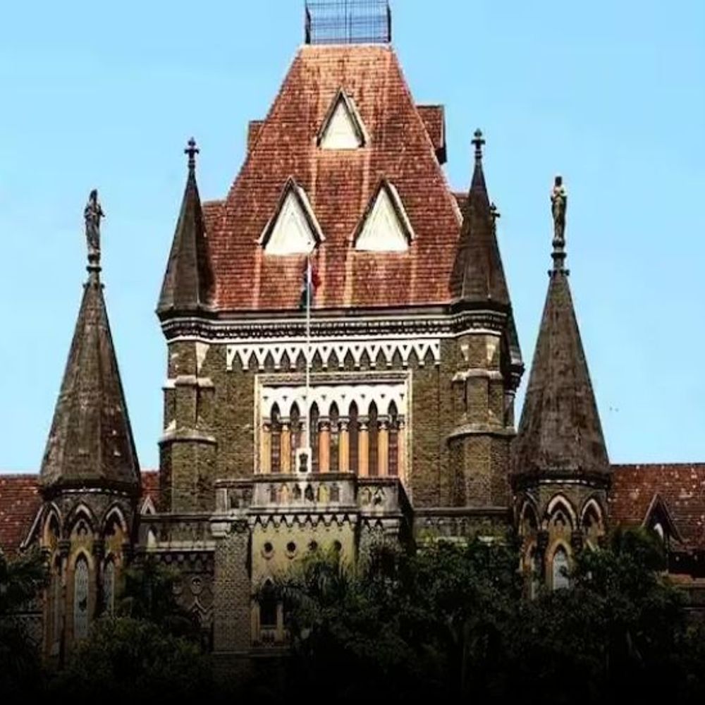 BMC ने चुनाव ड्यूटी पर कोर्ट-स्टाफ बुलाया, हाइकोर्ट ने फटकारा:अदालत बोली- आपके पास ये अधिकार नहीं; पिछले हफ्ते आदेश पर रोक लगाई थी