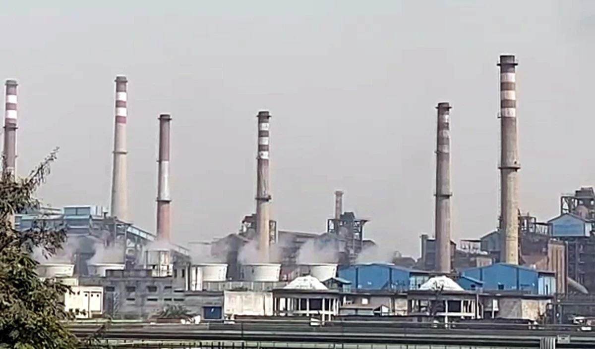 स्टील कार्टेल का पर्दाफाश: CCI ने टाटा स्टील, जेएसडब्ल्यू स्टील और सेल को ठहराया दोषी, बड़े CEO भी शिकंजे में।