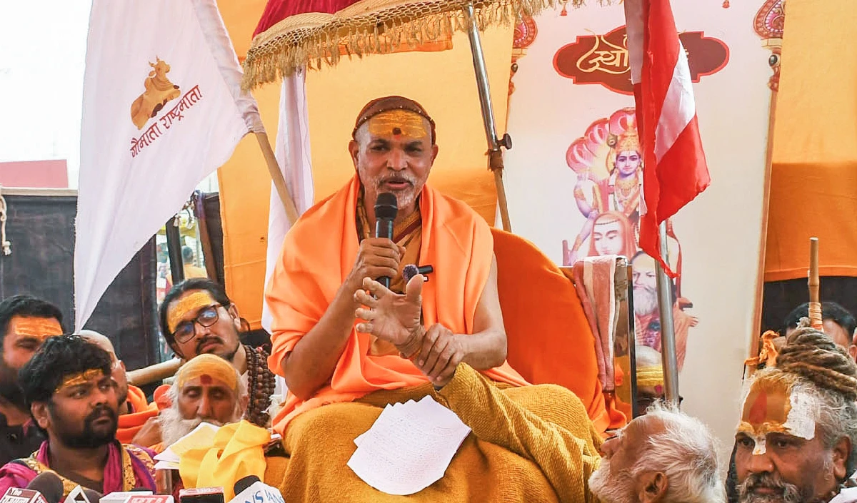 “मन व्याकुल है”, Prayagraj में अपमान के बाद बिना Sangam स्नान लौटे Swami Avimukteshwaranand