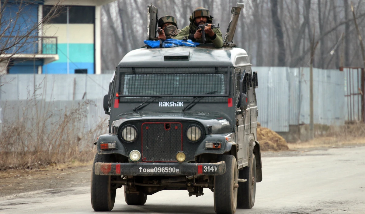 खून बहाने की फिराक में थे आतंकी, बारामूला में सड़क किनारे बिछाया था IED, सुरक्षाबलों की सतर्कता ने बचाई सैकड़ों जिंदगियां!