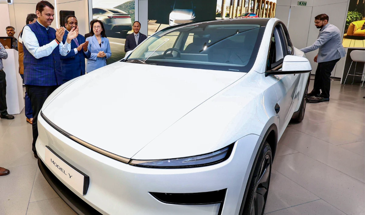 Tesla का India में धीमा आगाज़? Model Y की ऊंची Price के बावजूद 4 महीने में बिकीं 225 कारें