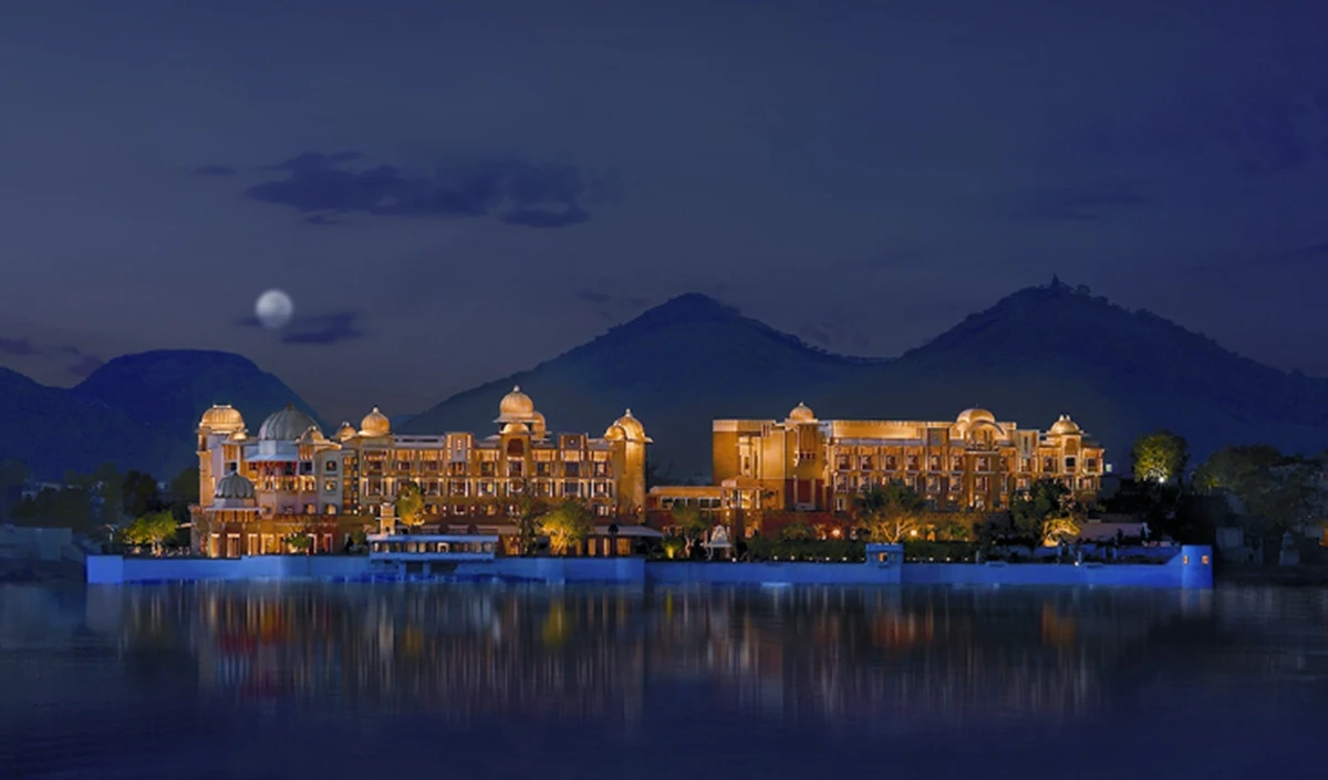 उदयपुर: होटल The Leela Palace पर 10 लाख का जुर्माना, मेहमानों की मौजूदगी में मास्टर चाबी से कमरे में घुसा था स्टाफ