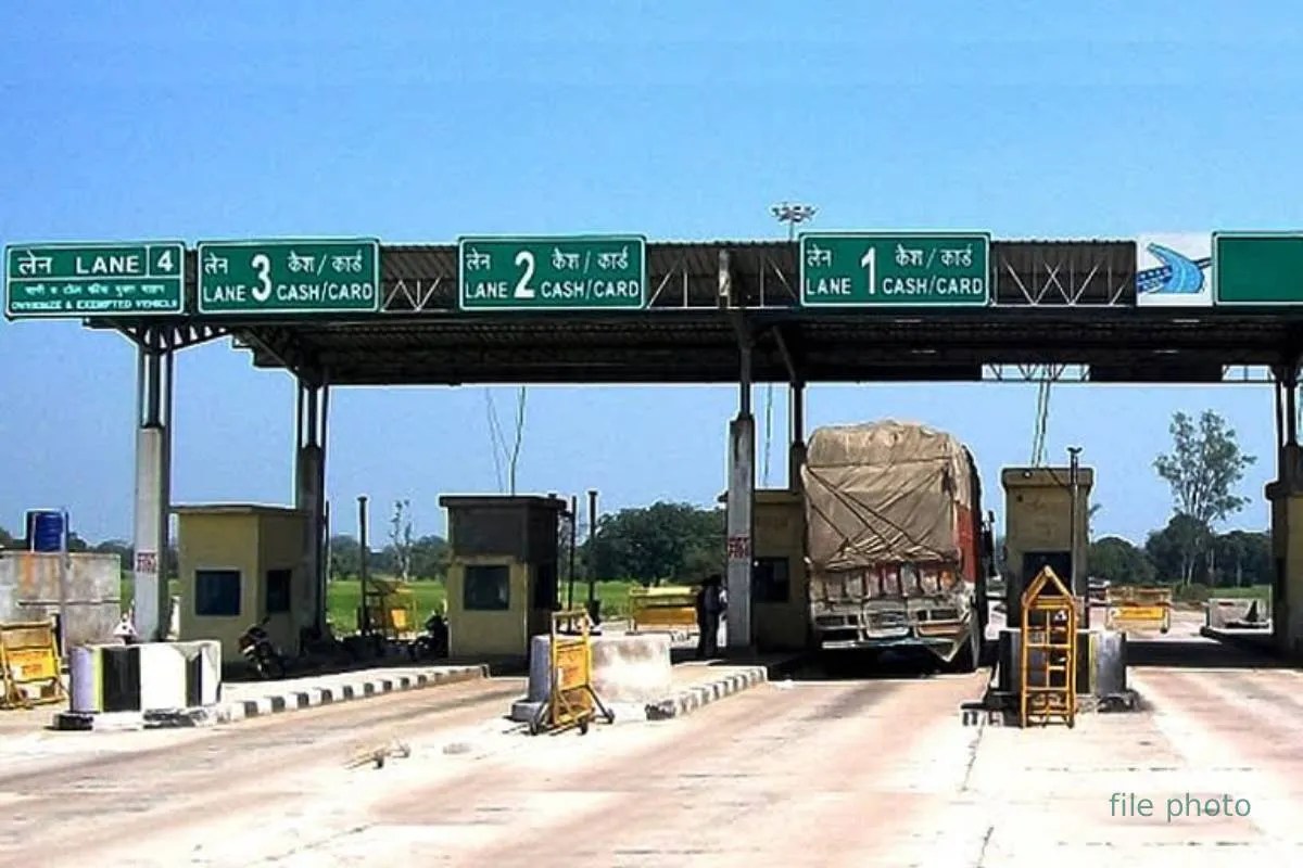 एमपी में टोल प्लाजा पर दो गुना राशि वसूलने पर लगा भारी जुर्माना