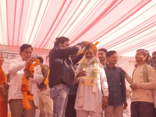 रणनीति तैयार है, इशारा मिलते ही हाईवे जाम कर देंगे:बेनीवाल बोले- प्रशासन को समय दे चुके; रियांबड़ी का किसान धरने पर बैठे