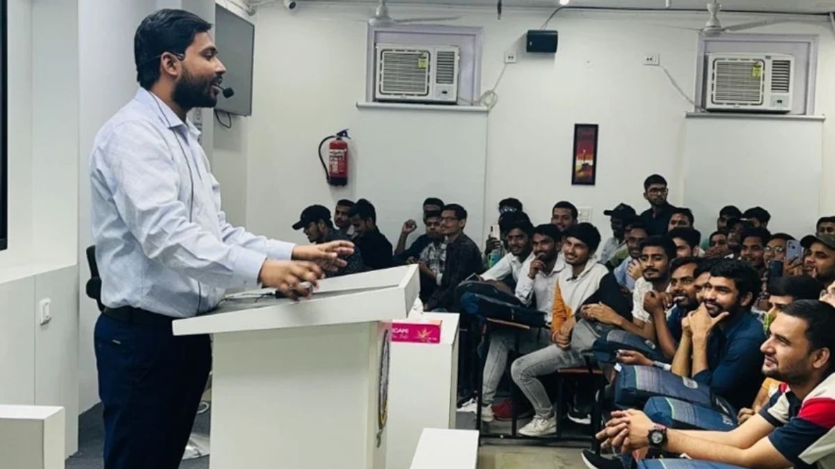 दूर हो जाएगी जीवन की सारी परेशानियां जब गांठ बांध लेंगे खान सर की ये बातें, गरीबी से भी मिल जाएगी मुक्ति