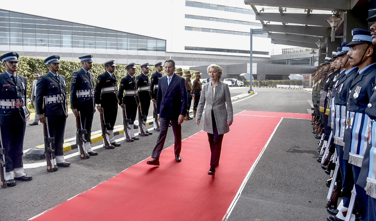 यूरोपीय आयोग की अध्यक्ष Ursula von der Leyen चार दिवसीय भारत यात्रा पर दिल्ली पहुंचीं