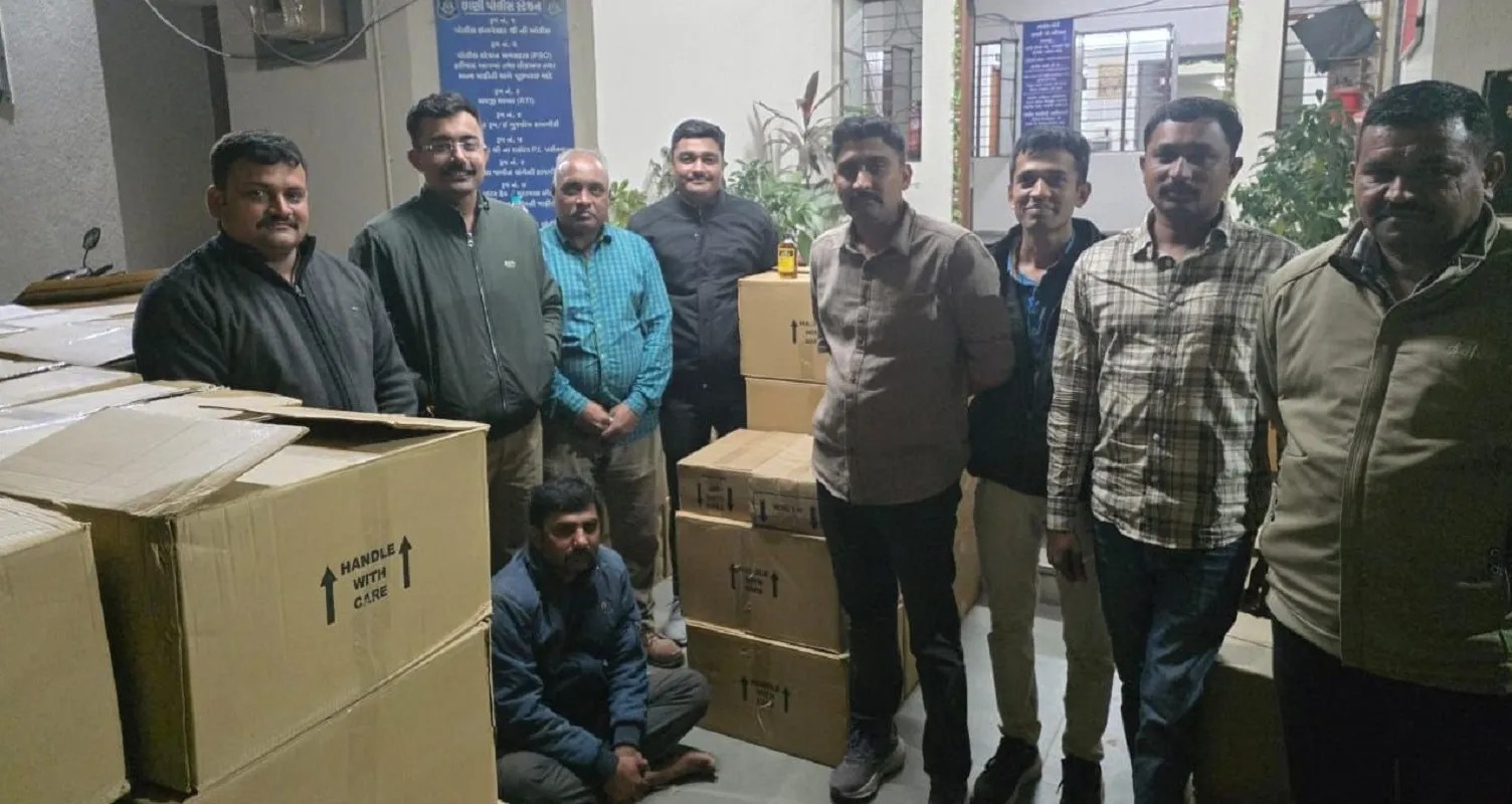 वडोदरा में कंटेनर से 71 लाख की शराब बरामद, चालक गिरफ्तार