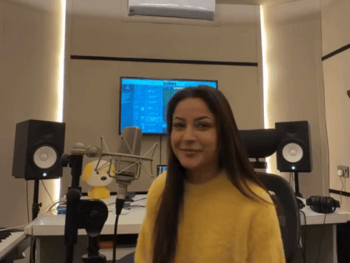 पाकिस्तानी गाने की फैन हुई शहनाज गिल:स्टूडियो में गाया PAK सीरियल का गाना; सरदार जी-3 की एक्ट्रेस हानिया आमिर का इसमें लीड रोल