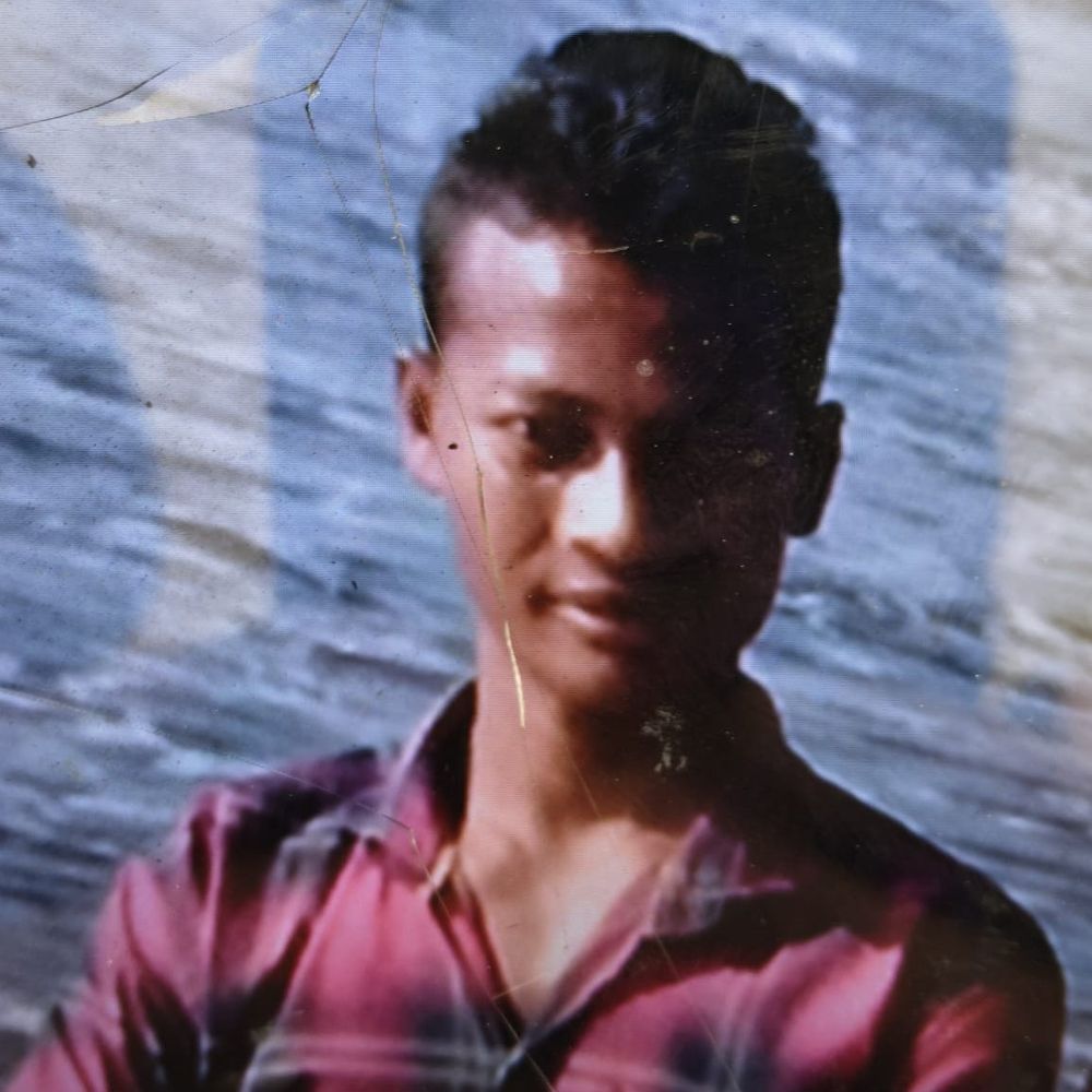 सपने में 3-4 औरतें परेशान करती थी, सुसाइड कर लिया:खंडवा में महाराष्ट्र के युवक ने जहर खाया, भाई बोला- तांत्रिक से इलाज करवा रहे थे