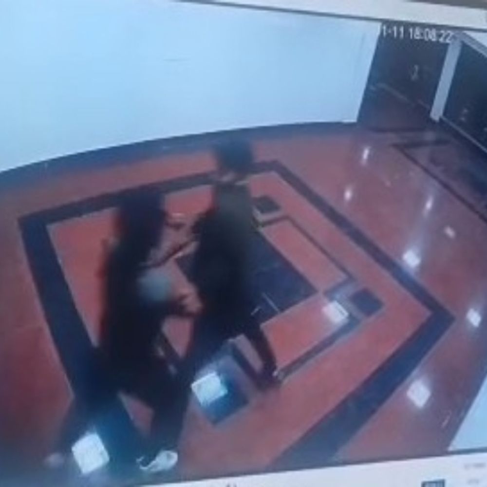 सेंट्रल यूनिवर्सिटी में छात्र को मारने चाकू लेकर दौड़ाया रसोइया:कैंटीन में आलू गुंडा नहीं देने पर मचा बवाल, छात्र और रसोइए के बीच हुई मारपीट