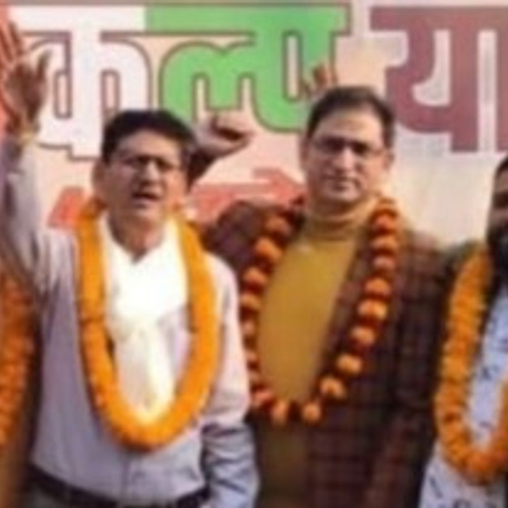 डॉ. मुकेश शुक्ला बने स्वदेशी जागरण मंच के जिला संयोजक:अंतर्राज्यीय स्वदेशी संकल्प यात्रा के दौरान हुए बैठक में गोरखपुर इकाई के लिए हुआ चयन