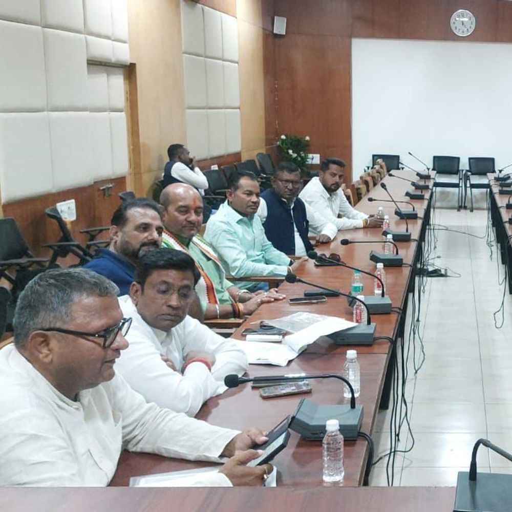 SIR प्रक्रिया में दावा-आपत्ति का समय बढ़ाने की मांग:कांग्रेस का प्रतिनिधिमंडल पहुंचा निर्वाचन आयोग