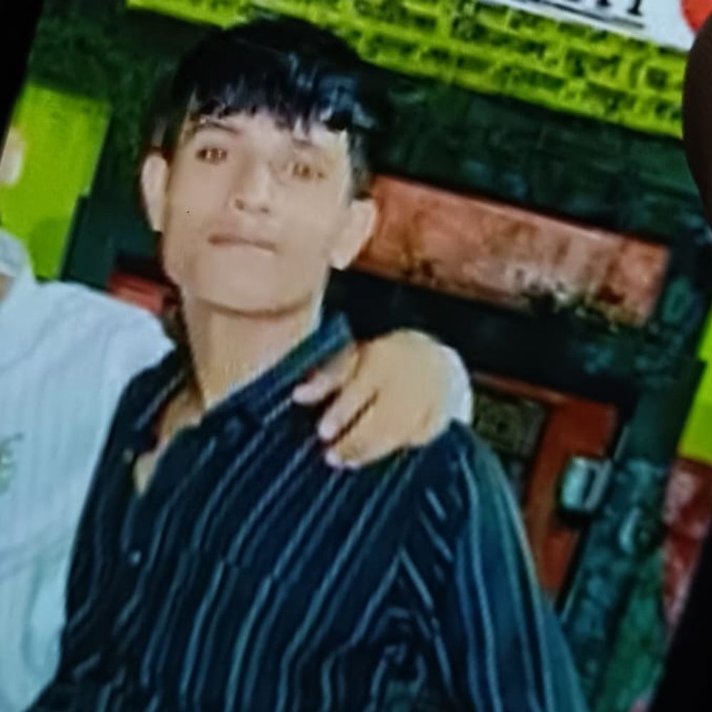 दुर्ग में फिल्मी स्टाइल में पैसा वसूलने घर से उठाया:कार में बैठाकर होटल ले गए, कमरे में बंद कर पीटा; इलाज के दौरान मौत