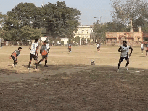 दुर्गा सिंह ट्रॉफी फुटबॉल लीग:6वें दिन भी कड़ा मुकाबला ,पहले और दूसरे दोनों मुकाबले ड्रॉ