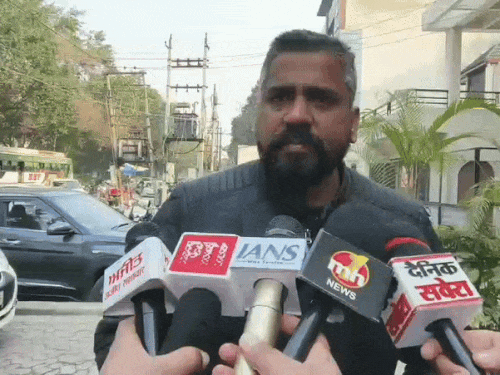 जालंधर में चाइनीज डोर से बच्चे का गला कटा:9 साल का बच्चा जिंदगी-मौत से जूझ रहा, पिता की जागरूकता की मांग