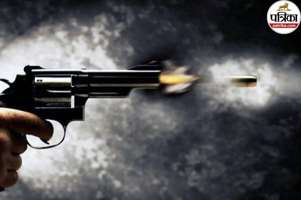 बरेली के इस गांव में चली ताबड़तोड़ गोलियां, पुरानी रंजिश में आमने-सामने आए दो पक्ष, कई घायल, गांव में दहशत