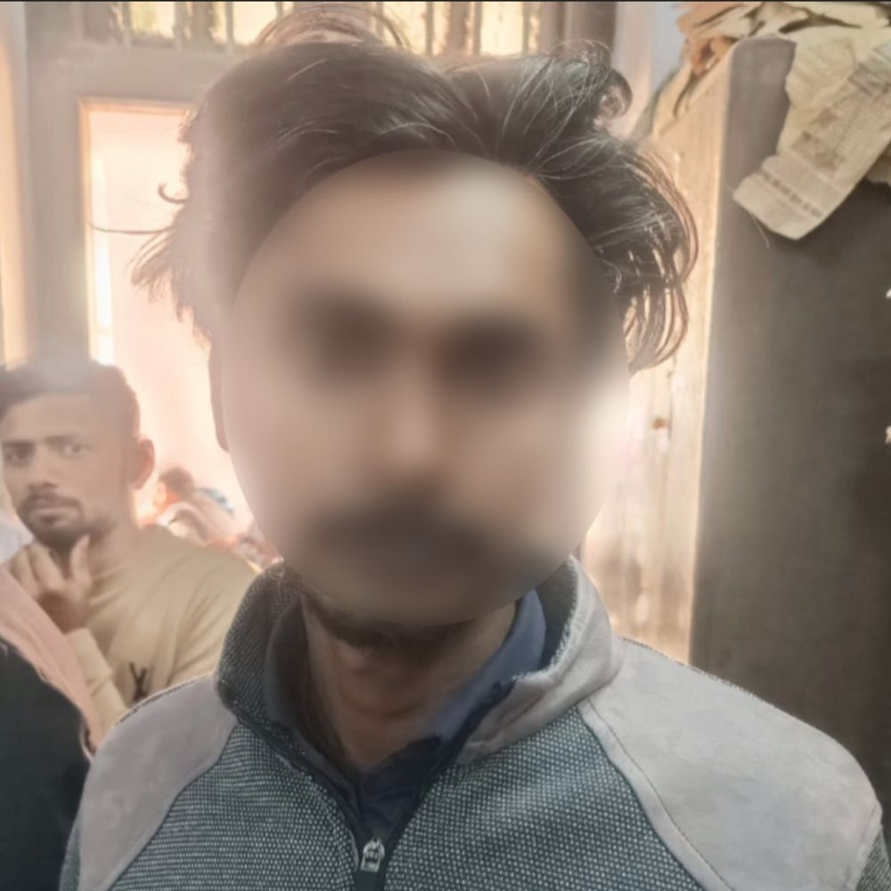 सारण ललित होटल गोलीकांड:नामजद आरोपी सोनू ने किया आत्मसमर्पण, SIT की दबिश से बढ़ा दबाव, आपराधिक इतिहास उजागर