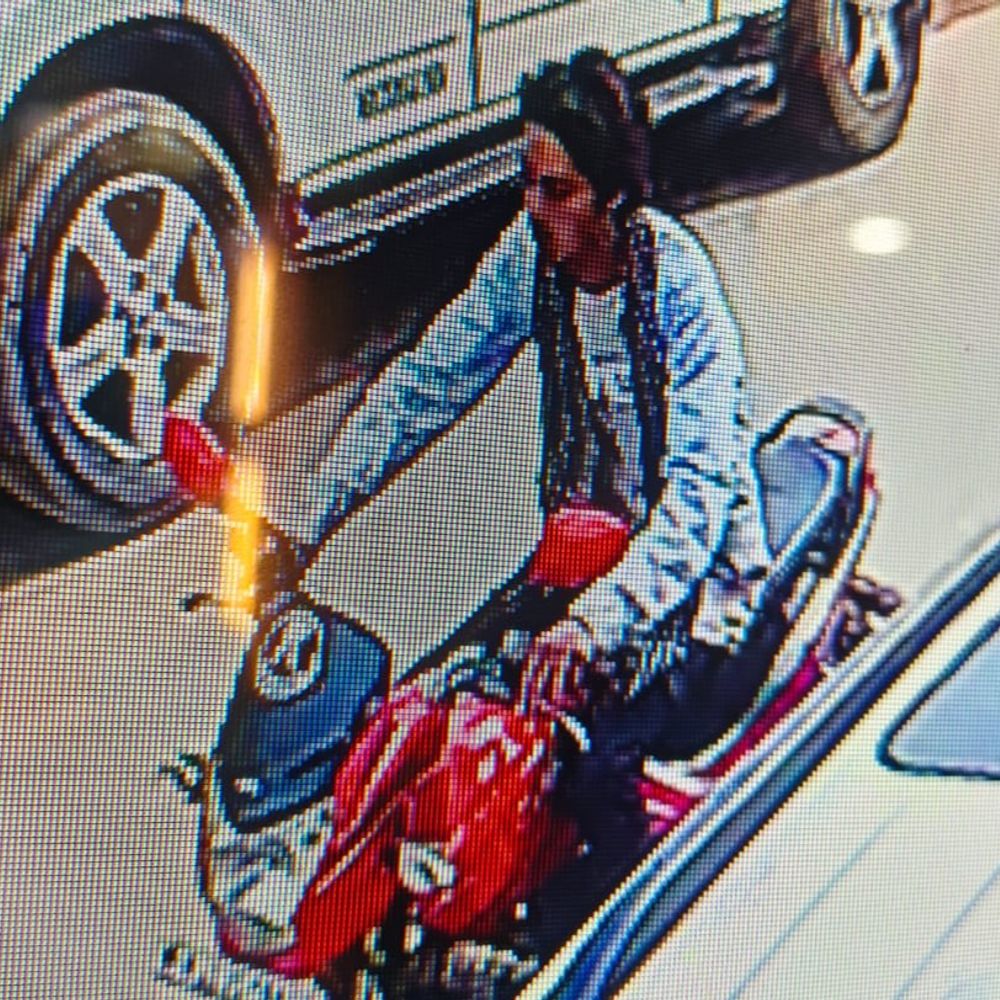 सीकर रेलवे स्टेशन के पास से बाइक चोरी:युवक शाम को प्रैक्टिकल देकर वापस लौटा तो नहीं मिली,CCTV में नजर आया चोर