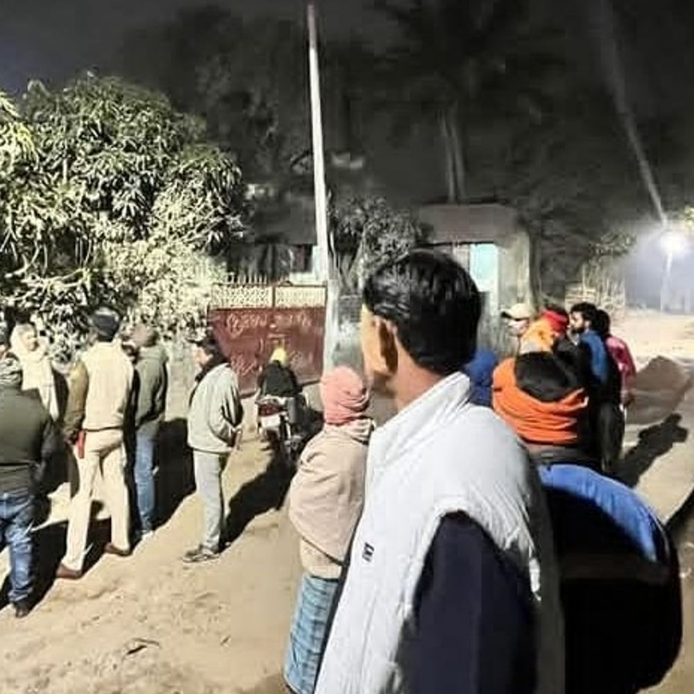 दरभांगा में मानवाधिकार संगठन सदस्य की गोली मार कर हत्या:पत्नी मधुबनी में सरकारी टीचर; घटनास्थल से खोखा बरामद, मर्डर के बाद आरोपी फरार