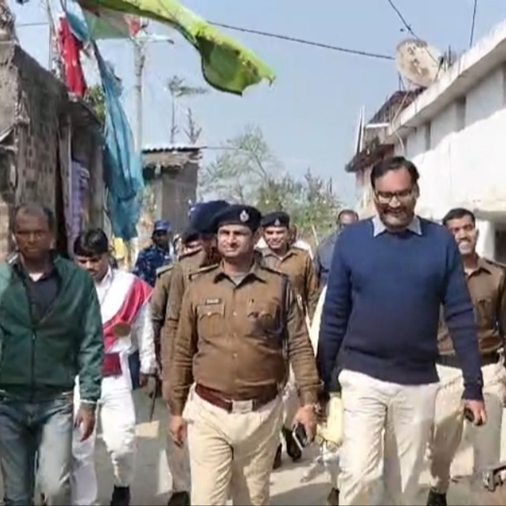 दरभंगा के हरीनगर में शांति बहाल की कोशिश तेज:दो समुदायों के बीच हुआ था तनाव, अधिकारियों ने दोनों पक्षों से की बातचीत