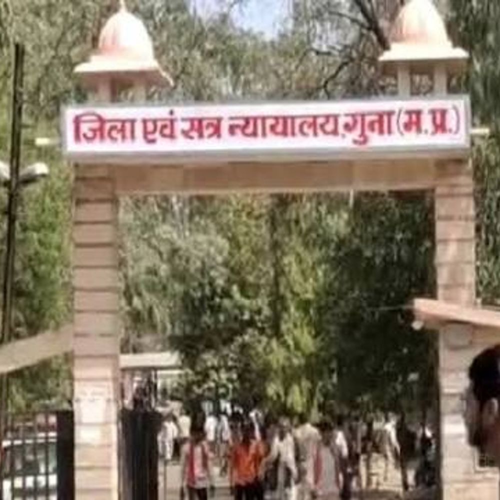 10 साल पहले महिला से रेप, जमानत खारिज:महिला की शादी के बाद अश्लील फोटो वायरल किए; धमकी देकर शारीरिक संबंध बनाए