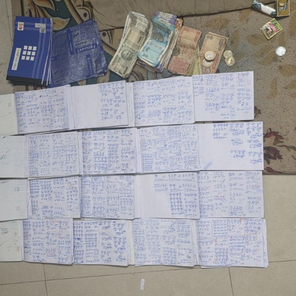 मधुर डे-मधुर मिलन के नाम से चलाते थे सट्टा:6 लाख का हिसाब मिला, 10 सटोरिए पकड़े; मोबाइल-डायरियां जब्त