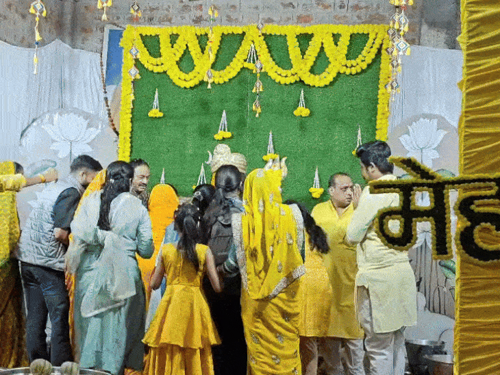 बड़वाले महादेव मंदिर में गूंजे बन्ना-बन्नी के गीत:शिव-पार्वती विवाह की रस्में शुरू, बाबा वटेश्वर को लगी हल्दी-मेहंदी