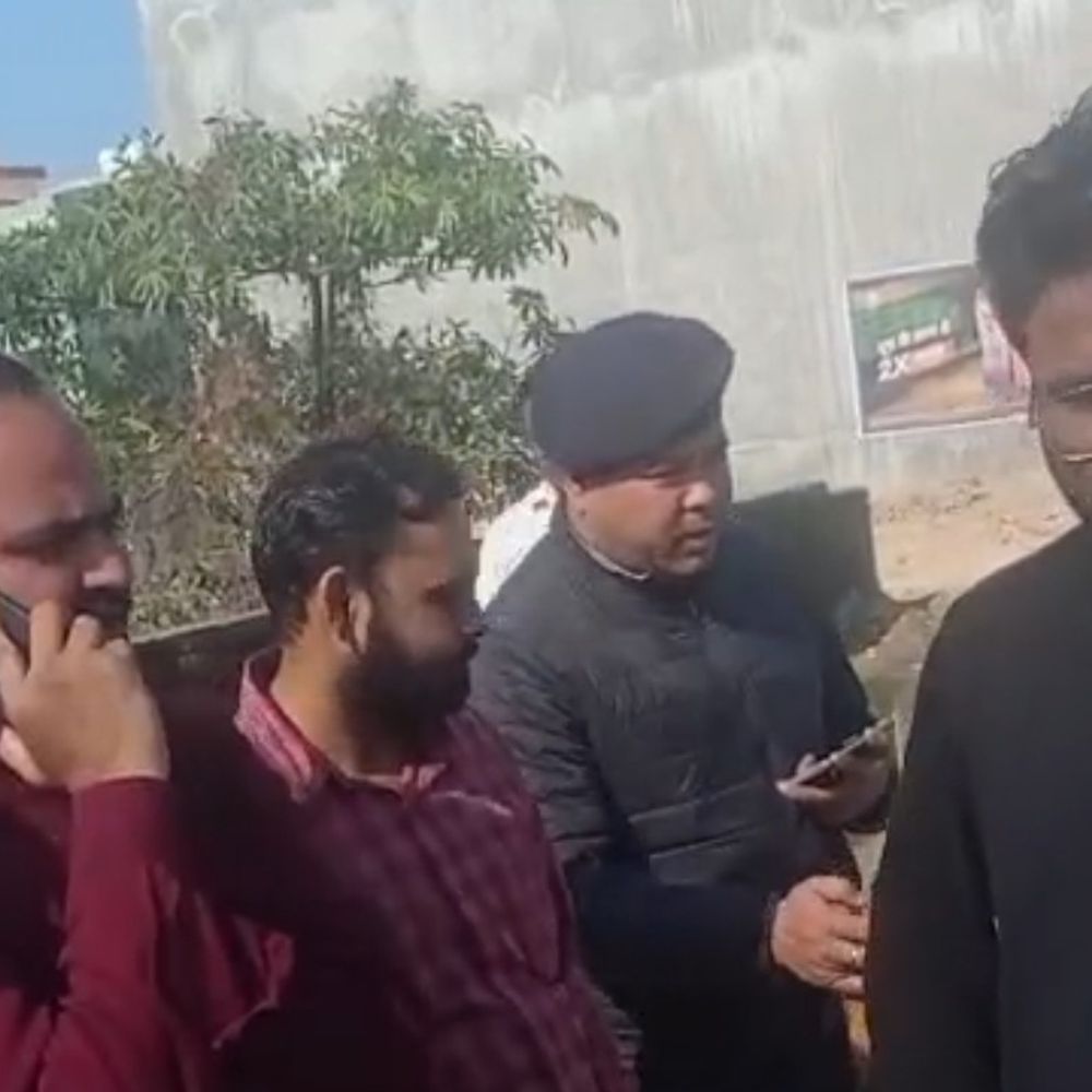 भरवारा में नाले पर विधायक ने जमीन कब्जाया की दबंगई:नगर निगम की टीम कार्रवाई करने पहुंची, आरोप फोन कर दी गाली, लेखपाल बोले नौकरी से दे देंगे इस्तीफा