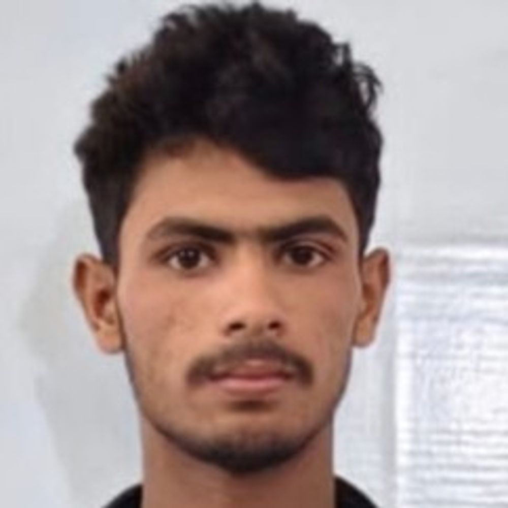 बेगूसराय में मुखबिर ही निकला असली अपराधी:जमीन विवाद का बदला लेने के लिए पड़ोसी के घर रखा हथियार, STF और पुलिस ने दबोचा