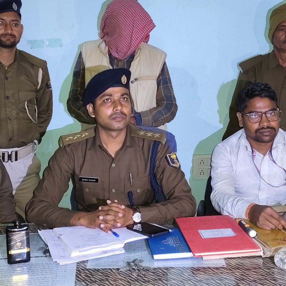 भागलपुर में 20 लाख की शराब बरामद:पुआल लदे ट्रक से हो रही थी तस्करी, 335 पेटी जब्त