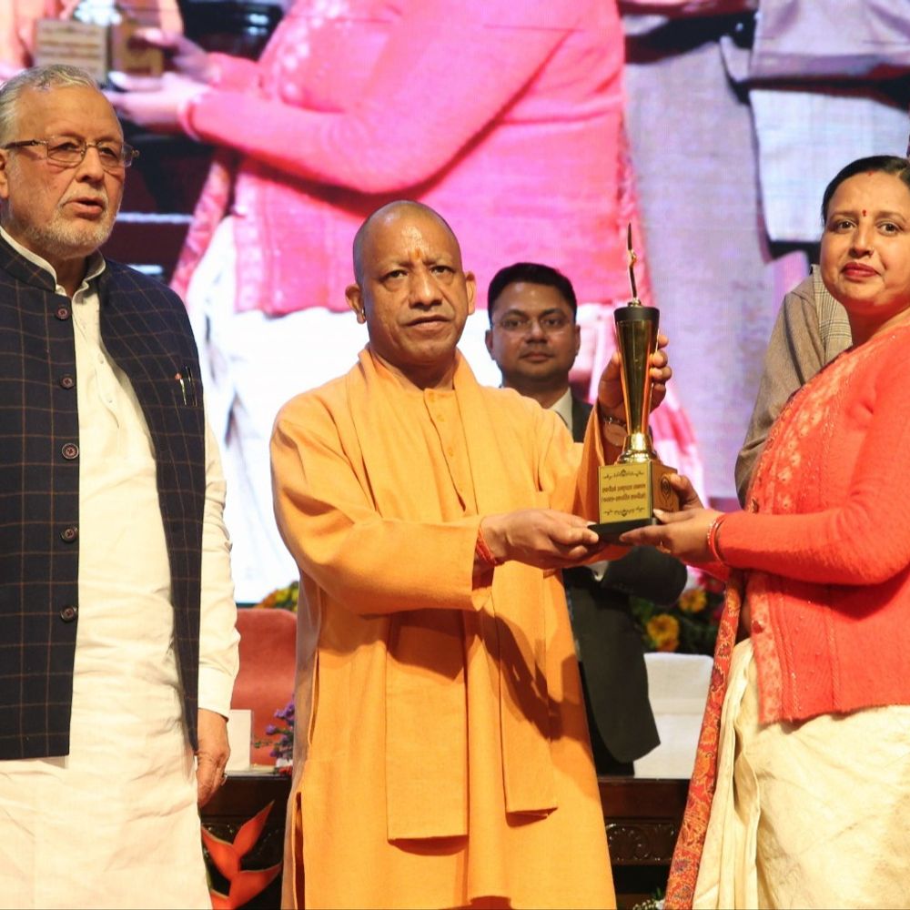 किसानों को पांच मिनट में ई केकेसी से ऋण मिलेगा:सीएम योगी ने बैंकों से कहा किसानों को ऋण देने की प्रक्रिया को सरल बनाएं