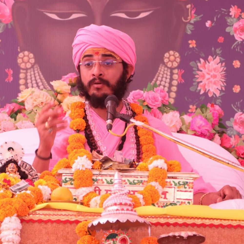 प्रथम गुरु मां हमें सिखाती हैं संस्कार, पिता आगे बढ़ने देते हैं प्रेरणा: आशुतोष चैतन्य