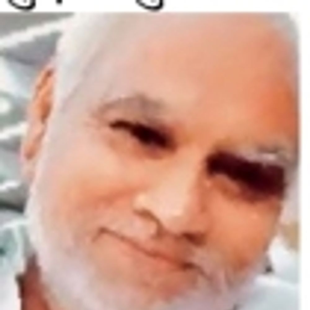 दाल बाजार में तीन मंजिला मकान में लगी आग, भीतर फंस गए बुजुर्ग की जलने से मौत