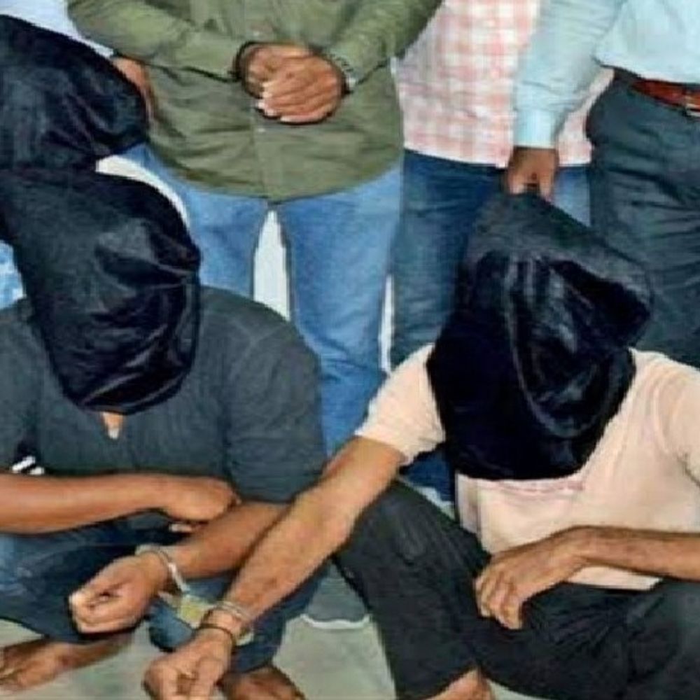 कातिलाना हमने के पीछे था शराब का कमीशन:शराब दुकान के सेल्समैन पर ताबड़तोड़ गोलियां चलाने वाले 3 गिरफ्तार, एक फरार