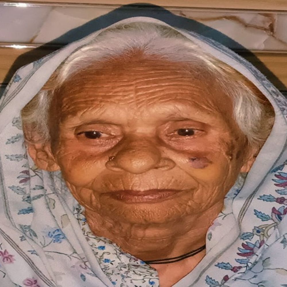 करनाल में नपा पार्षद की बुजुर्ग मां से लूट:गले से सोने का ओम लूटकर आरोपी हुआ मौके से फरार, आरोपी सीसीटीवी में कैद