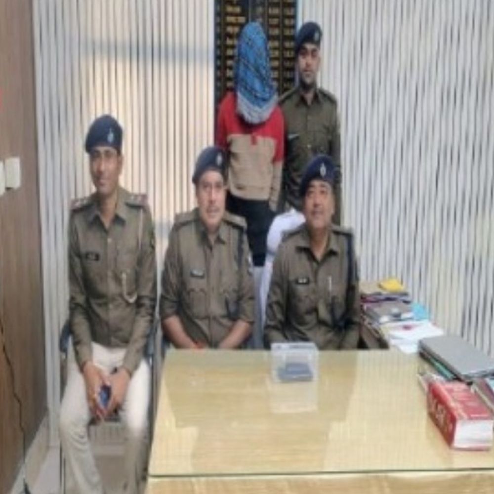 इरफान हत्याकांड में एक और आरोपी ने किया सरेंडर:बेतिया में पानी भरे गड्ढे के पास मिला था शव