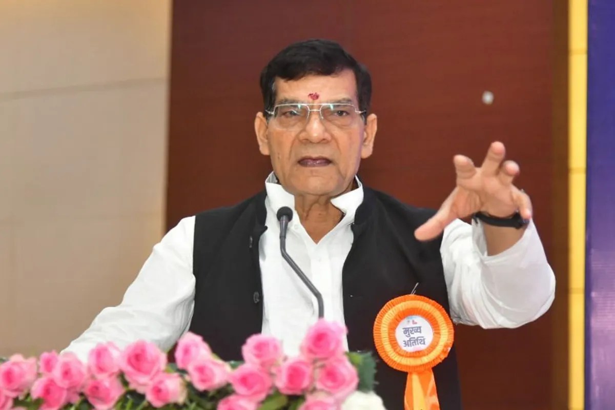 Holi No Power Cut UP: होली से पहले यूपी में बिजली व्यवस्था हाई अलर्ट पर, ऊर्जा मंत्री ए.के. शर्मा का ‘नो पावर कट’ आदेश