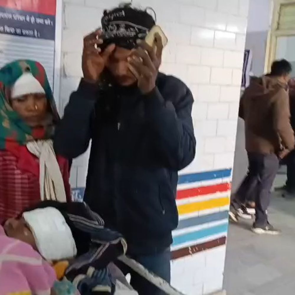 मऊगंज में सोते परिवार पर जानलेवा हमला:शराब के नशे में लाठी-सब्बल से किया वार, 5 लोग घायल