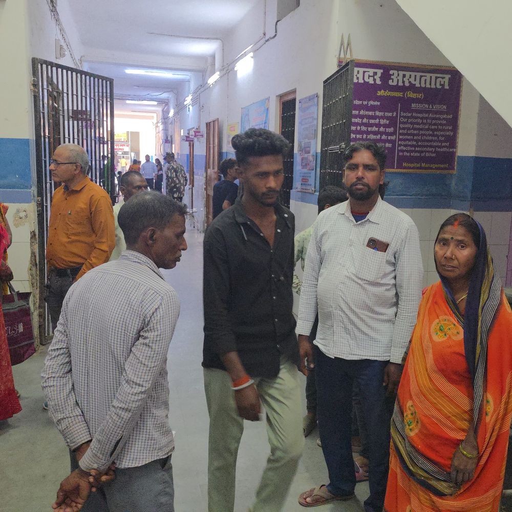 औरंगाबाद में हाईटेंशन तार से झुलसकर दामाद की मौत:ससुर का चल रहा इलाज, बांस काटने गए थे दोनों; बगल में था 33 हजार वोल्ट का तार