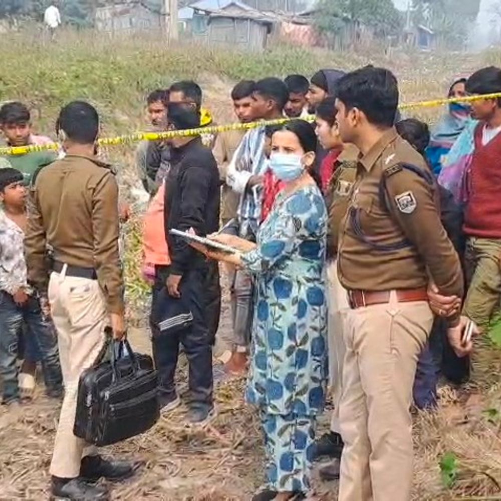 कटिहार में ऑफिस अटेंडेंट का शव नहर से बरामद:विभागीय कार्य से पटना गए थे,रहस्यमय परिस्थितियों में मौत; पुलिस जांच में जुटी