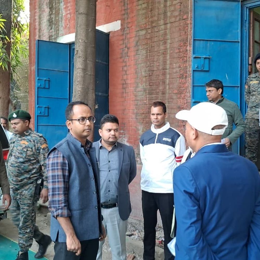 नवादा में इंटरमीडिएट परीक्षा का दूसरा दिन शांतिपूर्ण:3 परीक्षार्थी निष्कासित, 3 पर FIR दर्ज