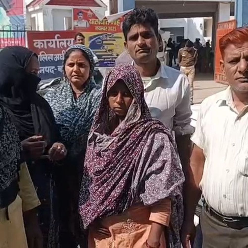 बागपत में मकान पर कब्जे का प्रयास:पीड़ित ने एसपी कार्यालय में जाकर लगाई न्याय की गुहार