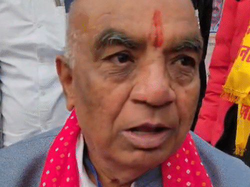 भोपाल चैंबर चुनाव-फैसले की घड़ी…12 बजे तक नतीजे आएंगे:60 उम्मीदवारों की किस्मत का फैसला; गोयल-पाली में से कोई एक बनेगा अध्यक्ष